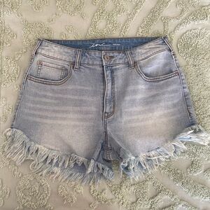 INC International Concepts shorts size 6 like new (L2)
